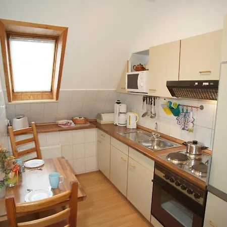 In Neue Tiefe Mit Terrasse, Garten Und Grill Apartamento *