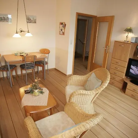 In Neue Tiefe Mit Terrasse, Garten Und Grill Appartement Fehmarn