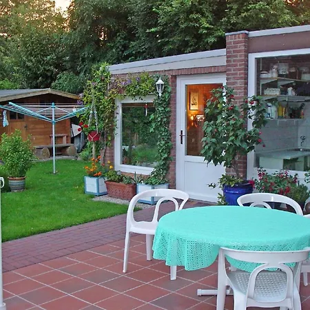 Appartement In Neue Tiefe Mit Terrasse, Garten Und Grill